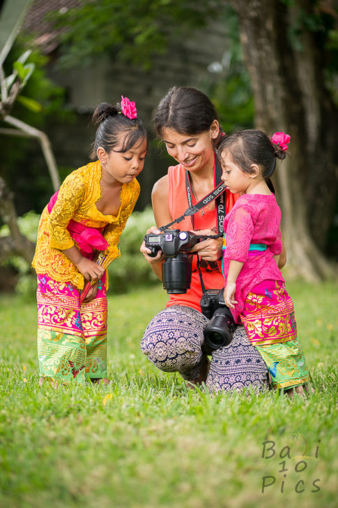 Balinese children in traditional clothing