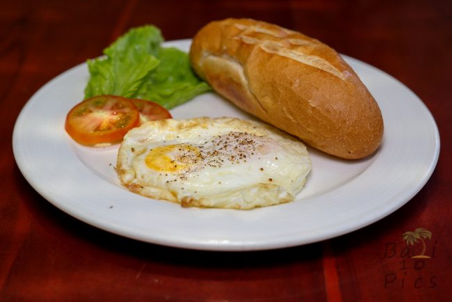 Breakfast with poached eggs