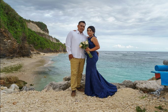 Сватба на остров Бали - на плажа