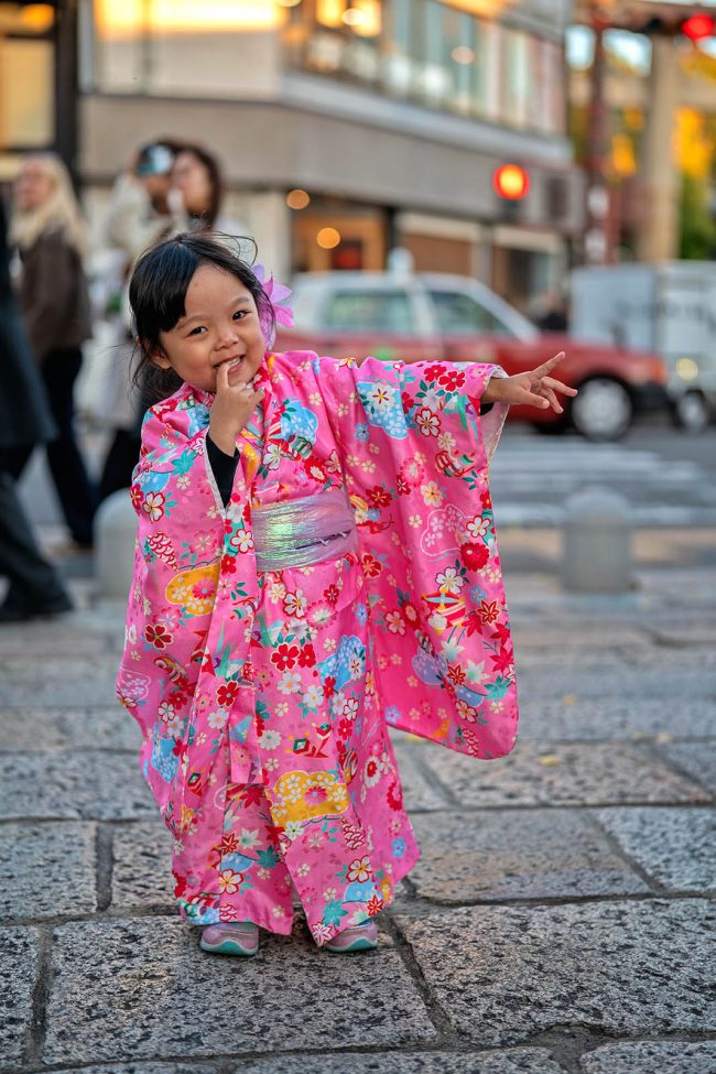 Kid with kimono Kyoto